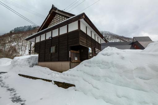 250329秋山郷切明温泉 250329秋山郷切明温泉 秋山郷,長野県,栄村の写真素材
