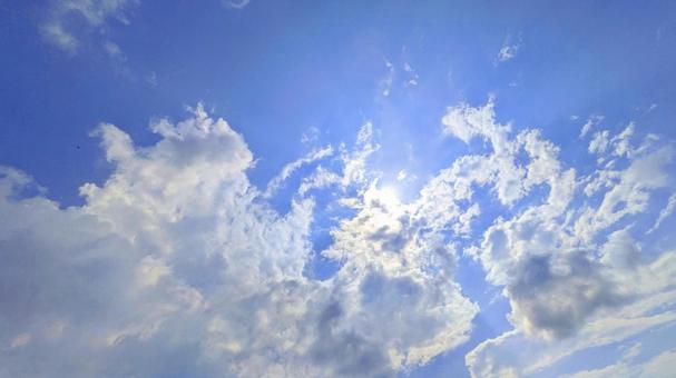 青のキャンバス-98 晴れ,空背景,鮮やかの写真素材