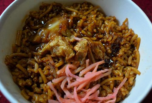 甘辛ソースで炒めた豚そばめし 甘辛ソースで炒めた豚そばめし 豚肉,キャベツ,ソースの写真素材