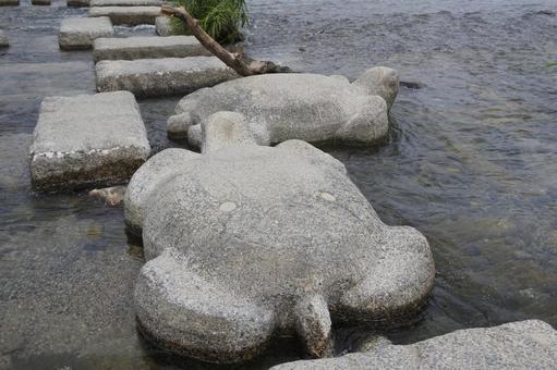 飛び石の先にある風景｜京都・鴨川デルタの写真