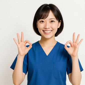 OKポーズをする看護師 OKポーズをする看護師の写真