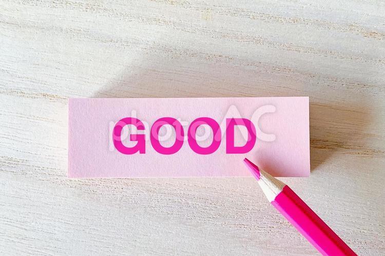 GOODを指すピンクの色鉛筆 good,グッド,良いの写真素材