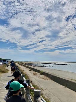 海と家族 海,波,空の写真素材