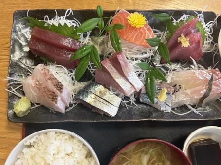 お刺身定食　お刺身アップ 食べ物,食事,美味しそうの写真素材