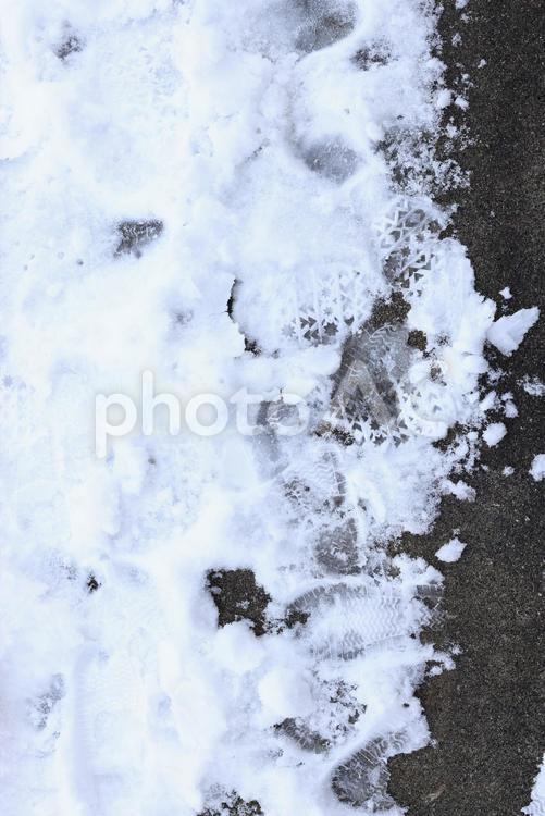 雪が降ったあとの地面 雪,ゆき,冬の写真素材