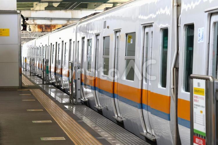 通勤電車のイメージ（大阪メトロ中央線） 電車,通勤,通学の写真素材