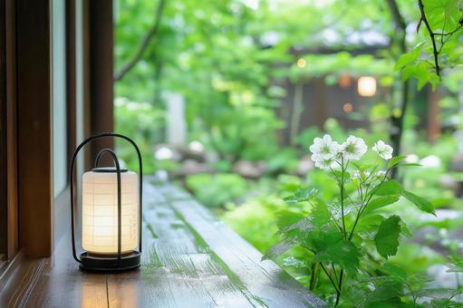 和風の縁側と、夏の庭 和風の縁側と、夏の庭の写真