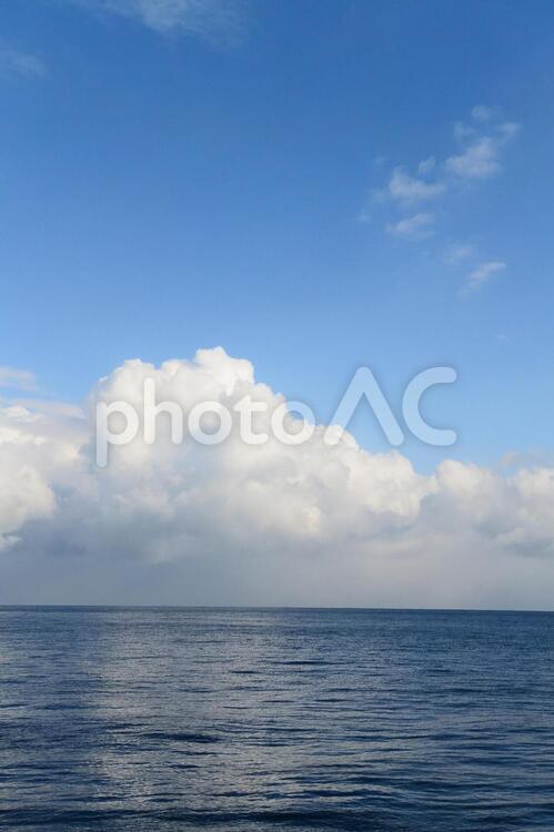 海と空５ 青空,水平線,空の写真素材