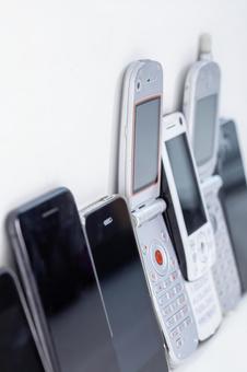 スマホとガラケー スマホとガラケーの写真