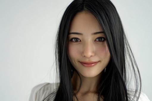 笑顔の美しい黒髪日本女性 笑顔の美しい黒髪日本女性の写真