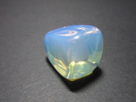Photo, opal, waste, translucent, 
