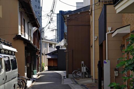 昭和の雰囲気を残す町角 町角,路地,隘路の写真素材
