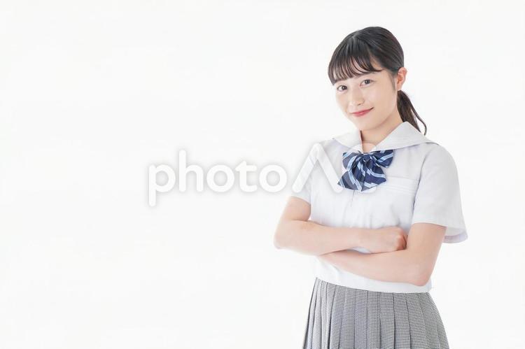 腕を組む制服を着た女子学生 学生,アジア人,入試の写真素材