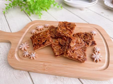 フロランタン フロランタン,キャラメルアーモンド,スライスアーモンドの写真素材