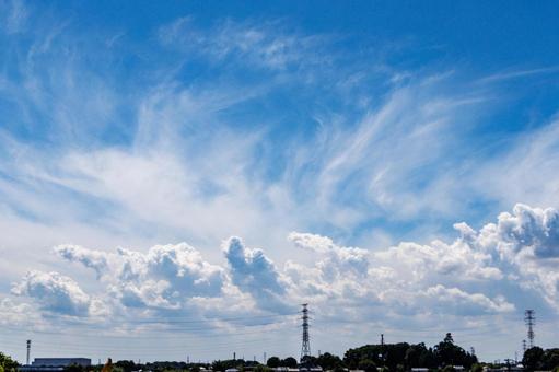 真夏の青空と白い雲 真夏の青空と白い雲の写真