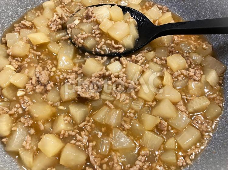 手作り大根のそぼろ煮 大根のそぼろ煮,そぼろ煮,そぼろの写真素材