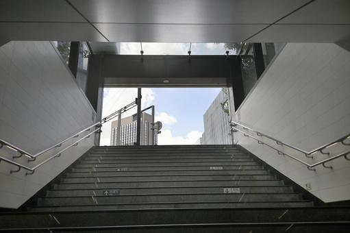 階段から見る風景 階段から見る風景の写真