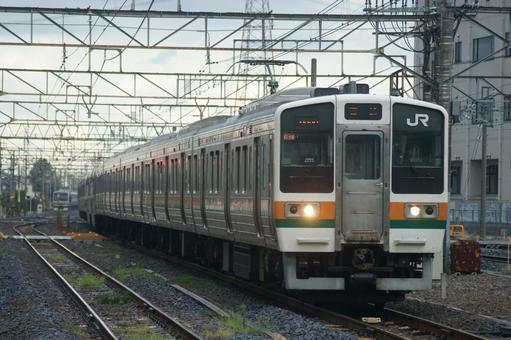 211系 C16編成 211系 C16編成 211系,c16編成,10両の写真素材