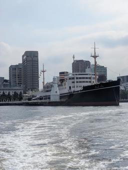 Hikawa Maru (from the sea side), JPG Hikawa Maru (from the sea side), JPG