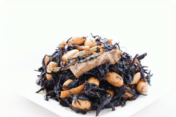 お惣菜の定番メニュー、ひじきの煮物 ひじき,ひじき煮,ひじきの煮物の写真素材