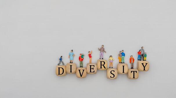 文字ブロックと人形「DIVERSITY」 ミニチュア,人形,ブロックの写真素材