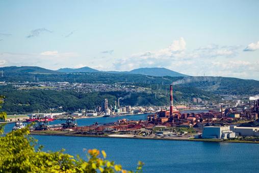 測量山から見た室蘭の工場 測量山から見た室蘭の工場,工場,室蘭の写真素材