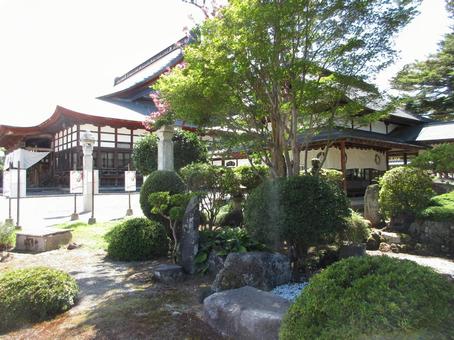 新潟県-浄興寺-本堂と庭園 新潟県-浄興寺-本堂と庭園の写真