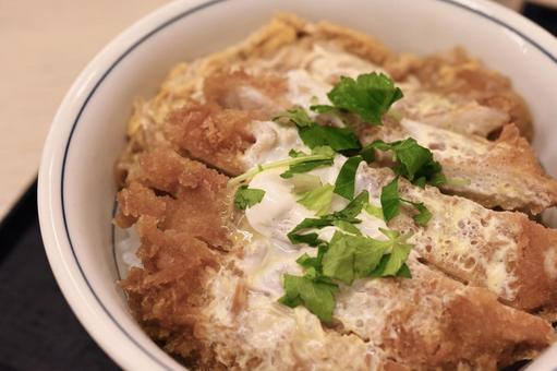 ランチメニュー カツ丼 アップ ランチメニュー カツ丼 アップ かつ丼,ランチ,どんぶりの写真素材