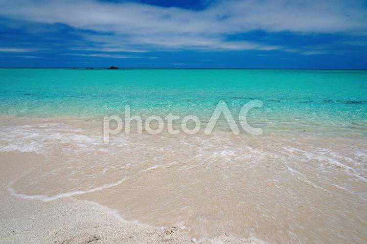 山口県下関市角島の夏の海 角島,海,風景の写真素材