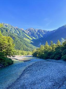 早朝の上高地 梓川 早朝の上高地 梓川の写真