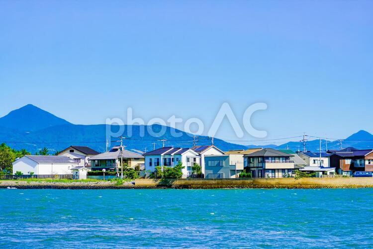 河口沿いの住宅地 空,青,青空の写真素材