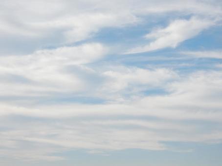 【空の写真】秋空 【空の写真】秋空 秋空,空,雲の写真素材