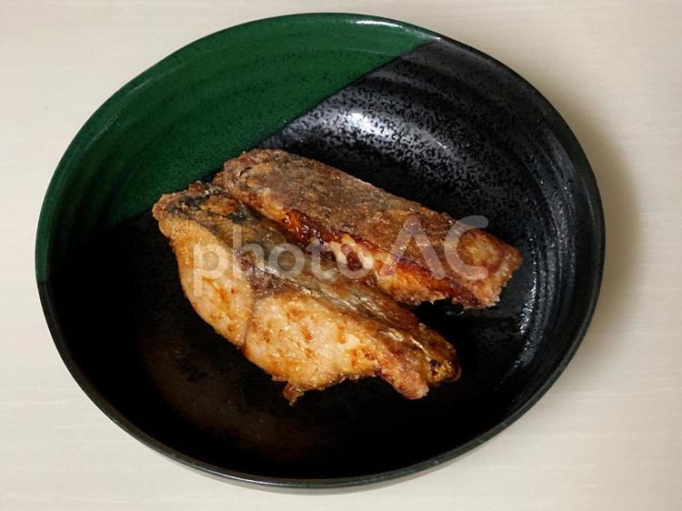魚の揚げ焼き 魚,揚げ焼き,よるごはんの写真素材