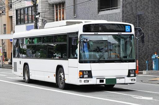 いすゞエルガ　路線バス　白 夜行バス,高速バス,旅行の写真素材