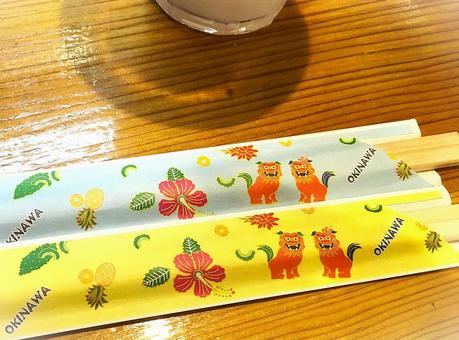 Cutely patterned chopstick cases and disposable chopsticks, JPG