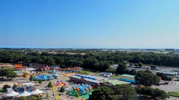 ひたち海浜公園・観覧車から見たゲート＆海 初秋,国営ひたち海浜公園,観覧車の写真素材