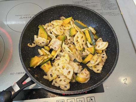 野菜炒め 野菜炒め 野菜炒め,炒める,炒めものの写真素材