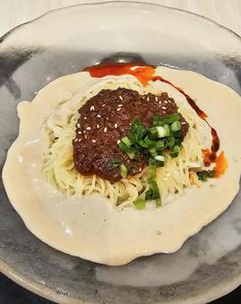 冷やし豆乳坦々麺 坦々麺,担々麺,豆乳の写真素材