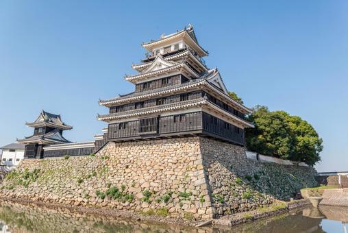 大分県の青空の下の中津城(扇城) 大分県の青空の下の中津城(扇城) 晴れ,日本,大分県の写真素材