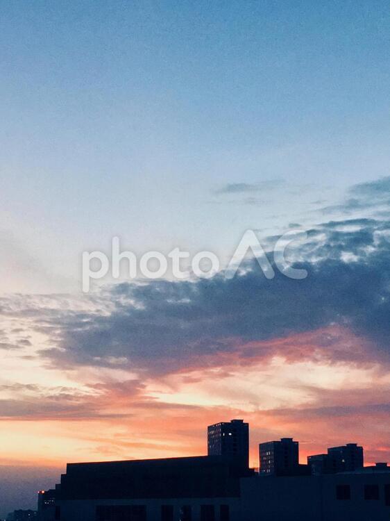 空模様・夕焼け 夕焼け,夕暮れ,空の写真素材