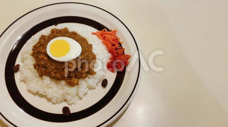 ドライカレー５　横長 ドライカレー,カレー,食べ物の写真素材