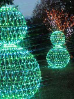 クリスマスイルミネーション イルミネーション,クリスマス,夜景の写真素材