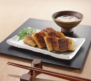国産うなぎ蒲焼き(一品料理) 国産うなぎ蒲焼き(一品料理) うなぎ,蒲焼き,蒲焼の写真素材