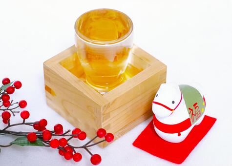 日本酒と南天と馬（俯瞰） 日本酒,正月,枡の写真素材