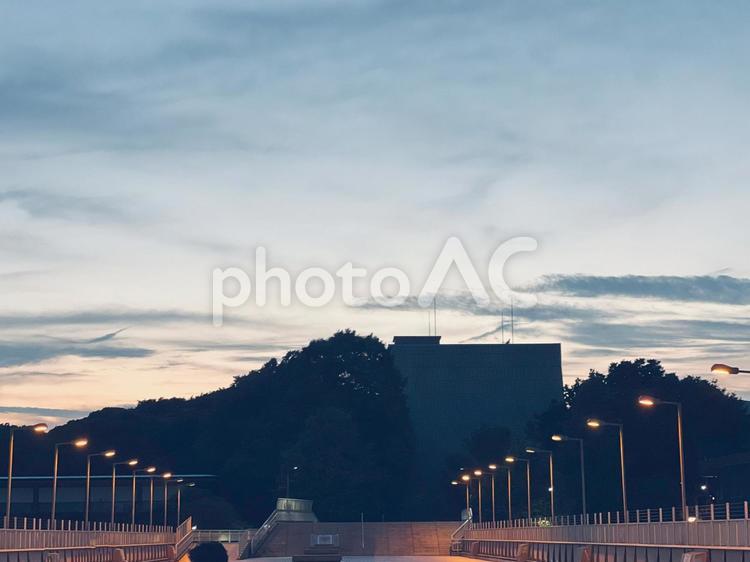夕暮れ時の街並み 夕暮れ,黄昏,ブルーアワーの写真素材