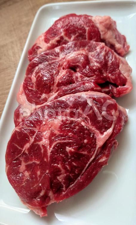 黒毛和牛のスネ肉 牛スネ肉,精肉,フレッシュの写真素材