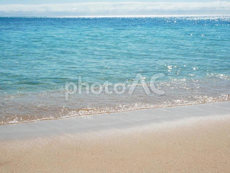 透明度の高い美しい海 夏,海,ビーチの写真素材