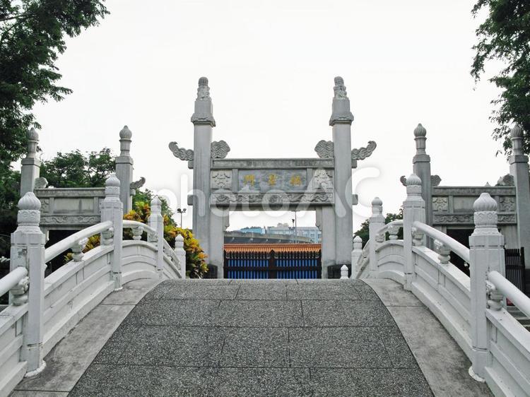 台湾　台中　孔子廟　木需星門 台湾,台中,孔子廟の写真素材