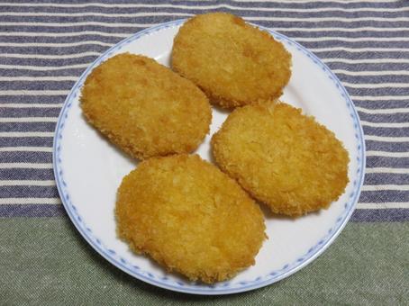 コロッケ コロッケ,揚げ物,献立の写真素材