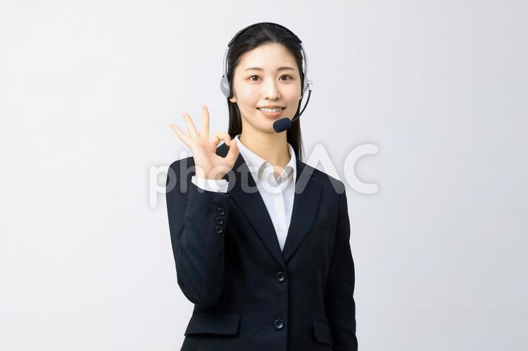 OKサイン　オペレーター　コールセンター オペレーター,okサイン,案内の写真素材